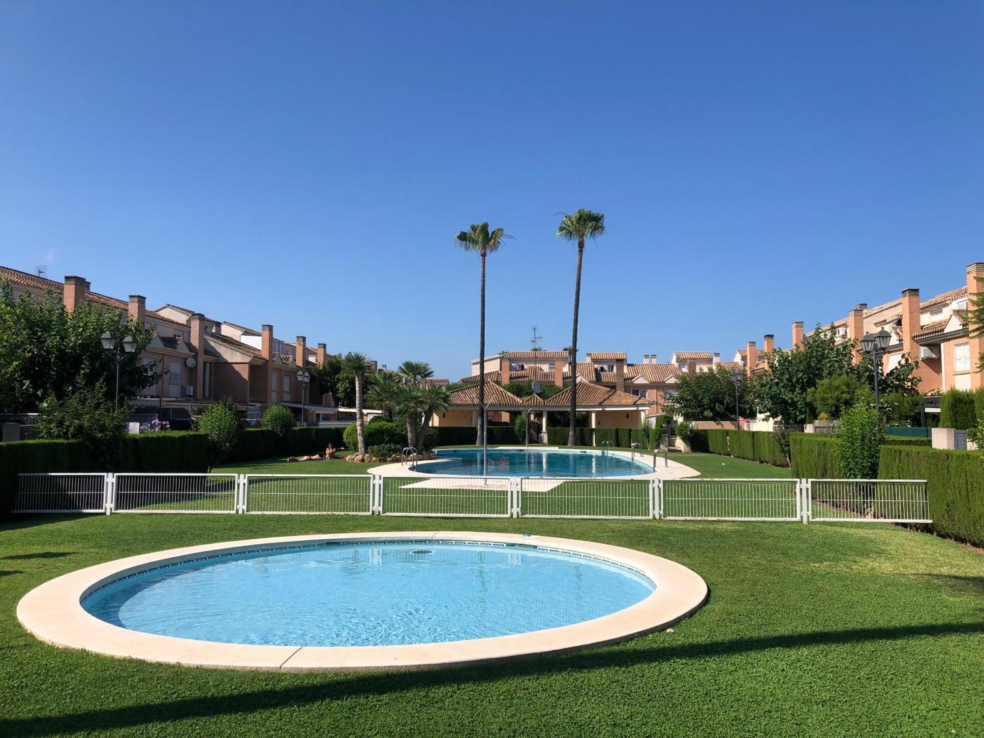 Adosado Para Familias Al Lado De La Playa, Con Piscina Кастельон-де-ла-Плана Экстерьер фото